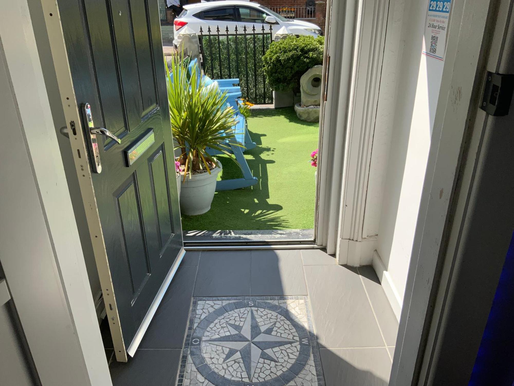 The Glenroy Guest House — Photos 3
